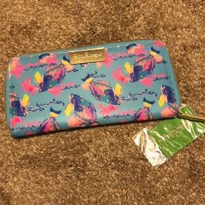 ☘️NWT☘️ Lilly Pulitzer Travel Wallet